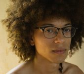 Igor Vicente de óculos